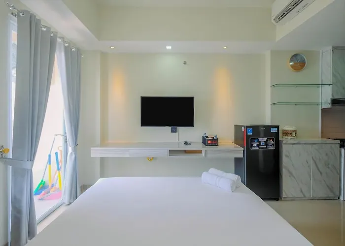 Cozy And Minimalist Studio Apartment @ Mustika Golf Residence By Travelio